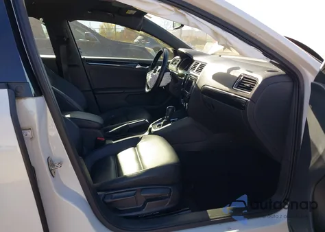 2018 Volkswagen Jetta 1.8T Se Sport from USA, damaged, VIN 3VWD17AJ3JM213373